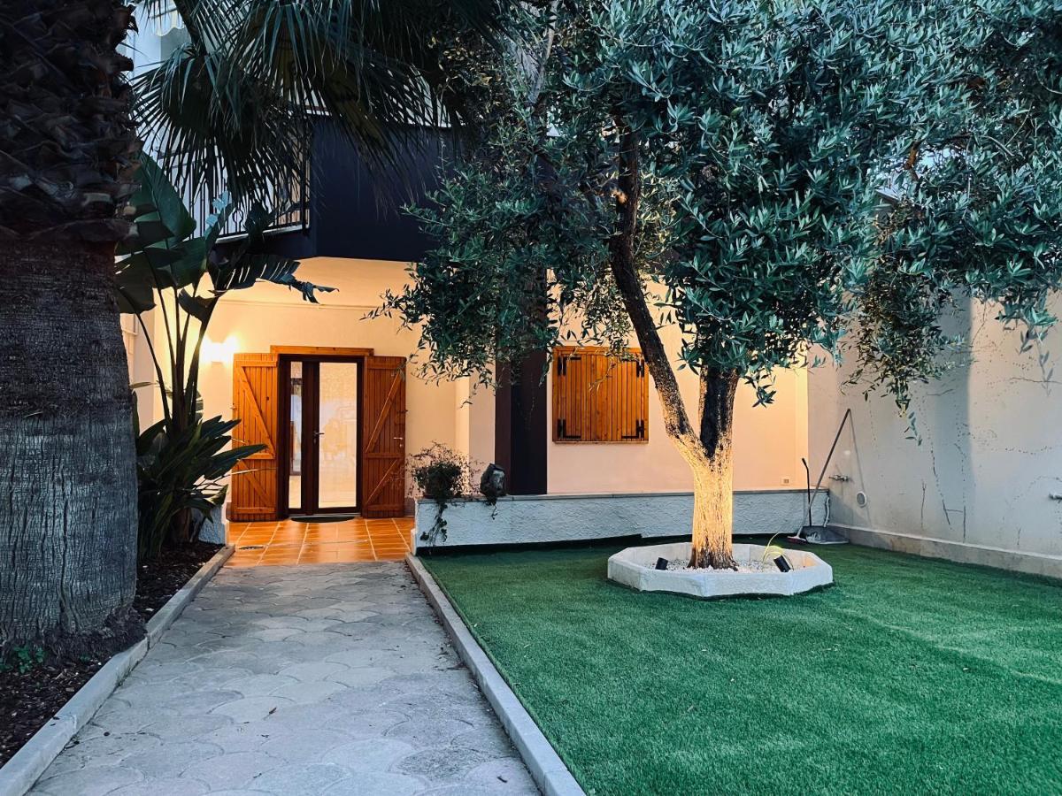 Villa Giorgia Al Mare บิสเชลเย ภายนอก รูปภาพ